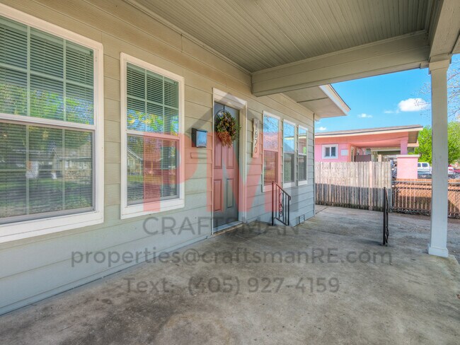 Building Photo - 1620 Linden St