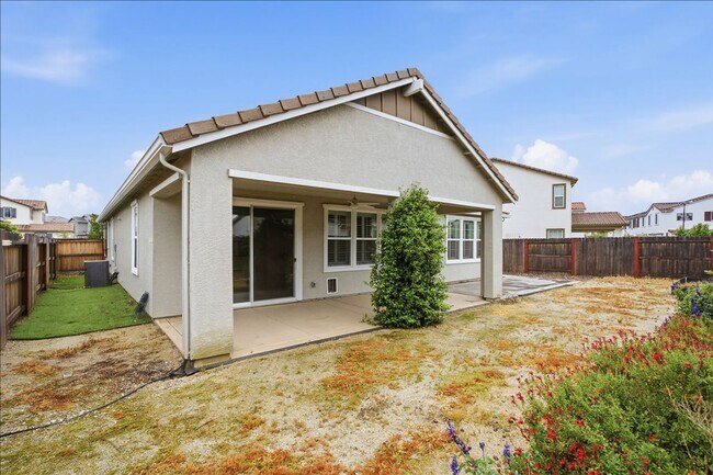 Building Photo - 7503 Allan Detrick Ave