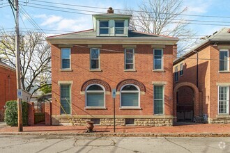 Building Photo - Unique 2 Bedroom in German Village