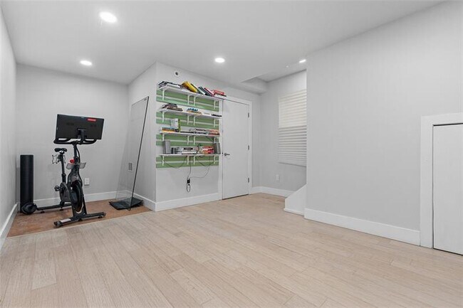 Building Photo - 5454 Black St