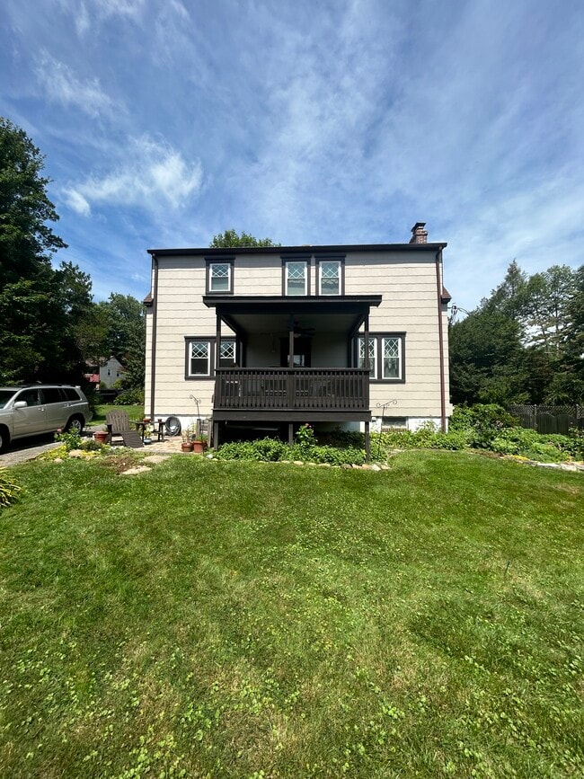 Building Photo - 1210 Fairview Ave