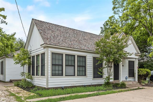 Building Photo - 506 S Mesquite St