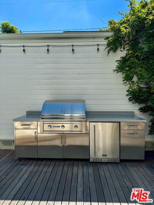 Building Photo - 1024 23rd St