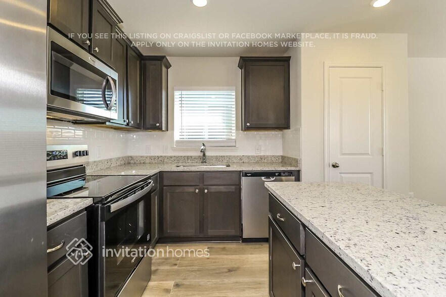 Building Photo - 1329 Wind Drift Wy