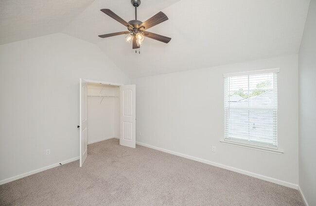 Building Photo - 5270 Copse Dr