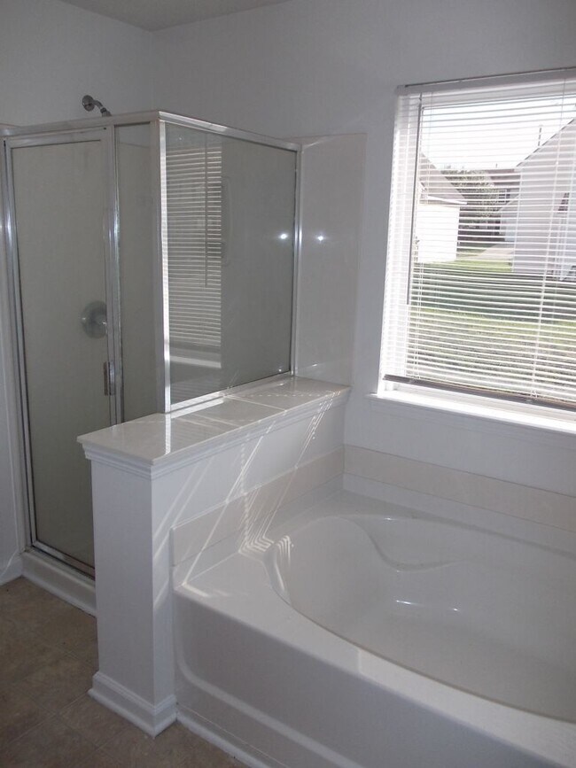 Building Photo - COMING SOON!!!  Large 4 bedroom home near UNCC