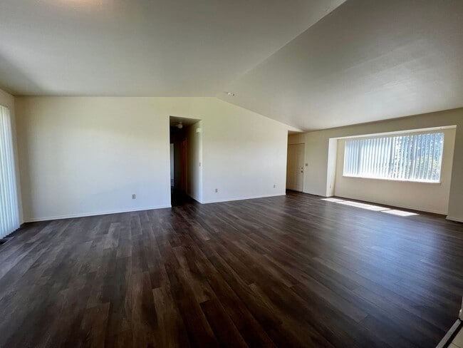 Building Photo - Non-Refundable & Security Deposit Total: 1...