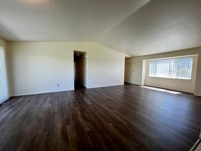 Building Photo - 5301 Tumac Dr