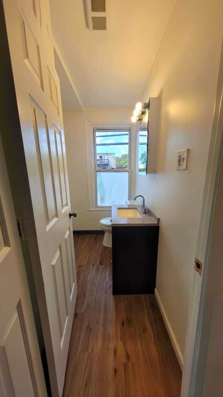 Building Photo - 29 125th St