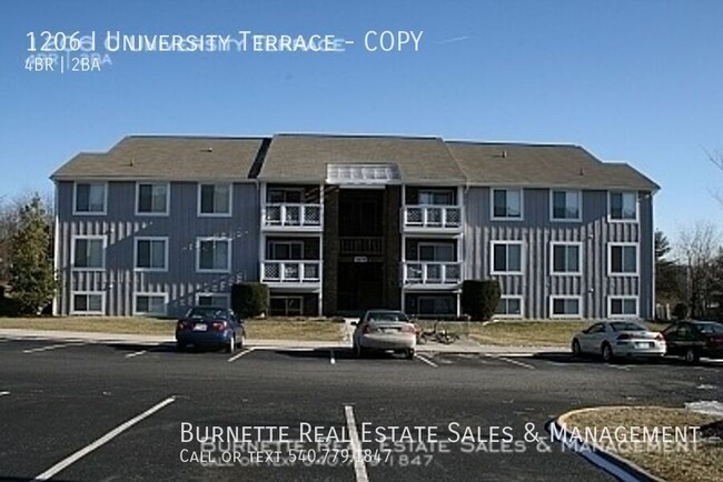 Building Photo - Great location near Virginia Tech