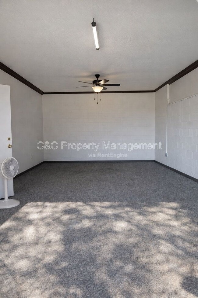 Building Photo - 24037 Gymkhana Rd