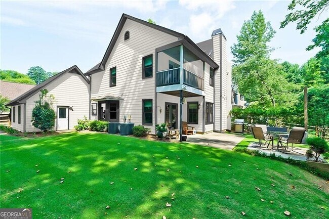 Building Photo - 947 Lenox Hill Ct NE