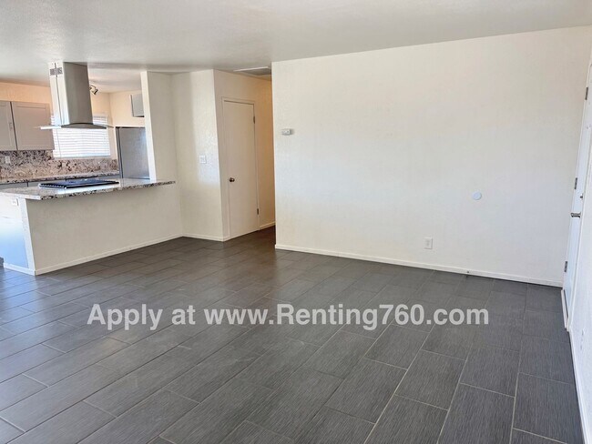 Building Photo - Updated Home Near Military base