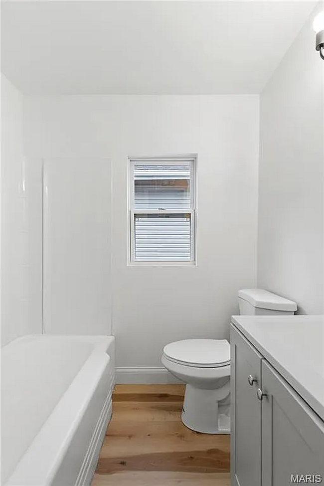 Building Photo - Totally Renovated & Totally Adorable