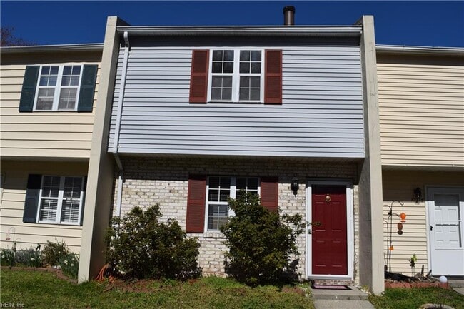 Primary Photo - 12773 Woodside Ln