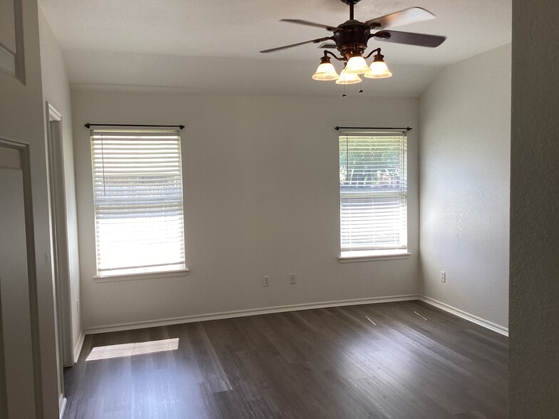 Building Photo - 17621 Lead Ln