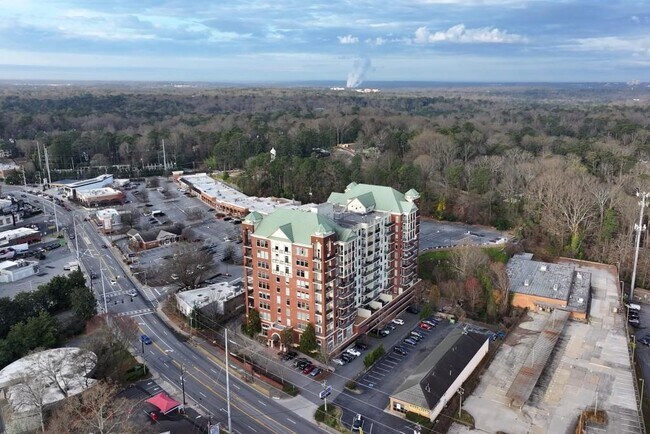 Building Photo - 3820 Roswell Rd NE
