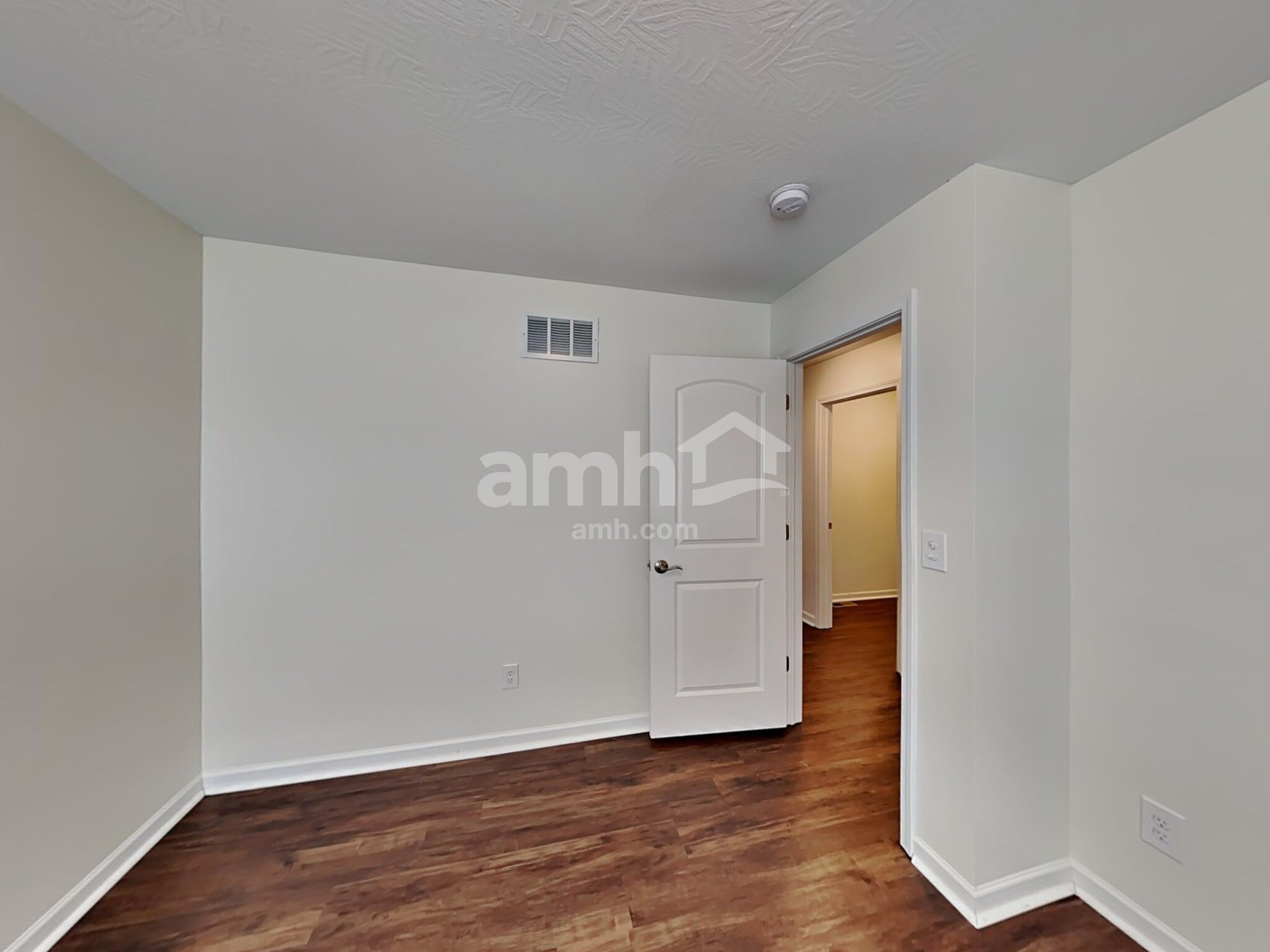 Building Photo - 25 Stoney Bluff Way