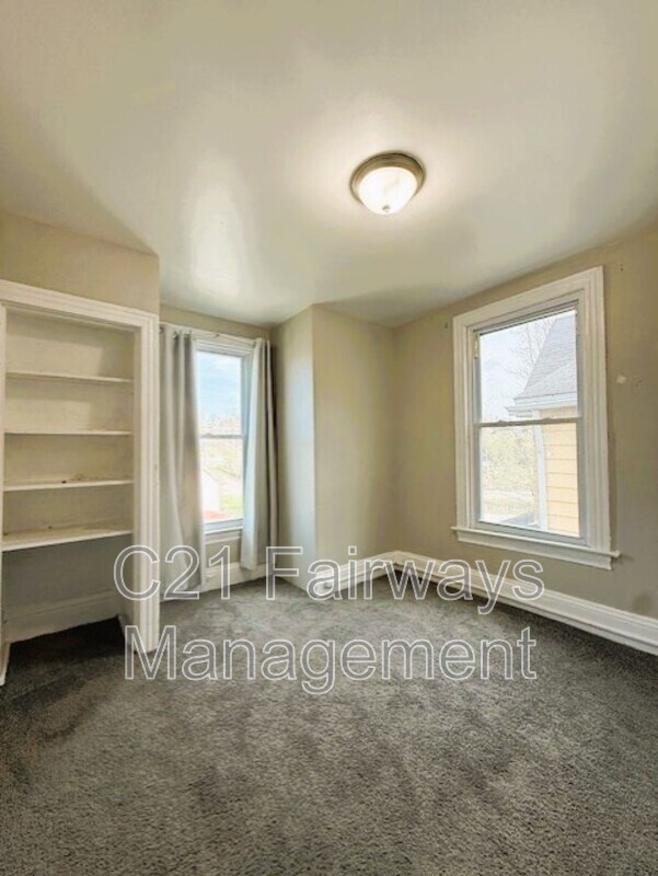 Building Photo - 1222 Rodgers St
