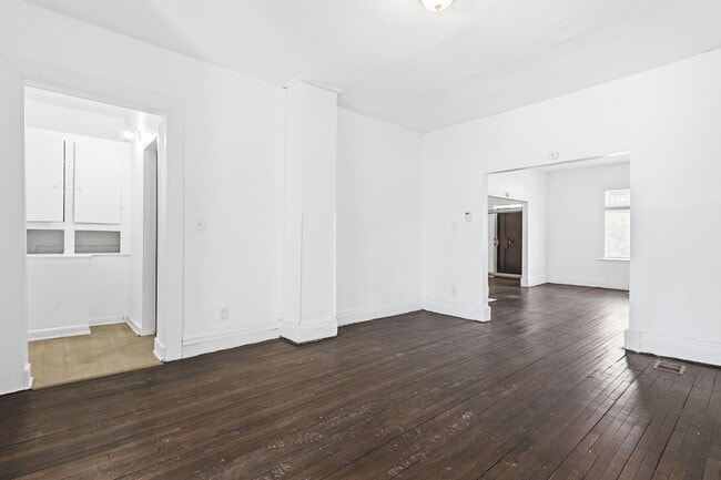 Building Photo - 550 Mt Vernon St