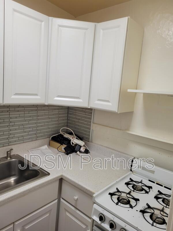 Building Photo - 1550 Lafayette St