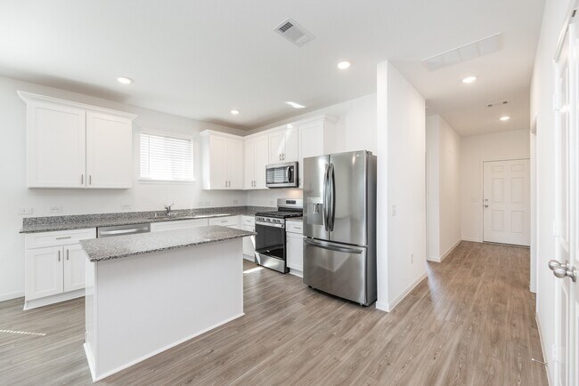 Building Photo - 21119 Sherrell Bay Dr