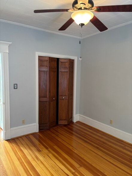 Building Photo - 14 Moynan St