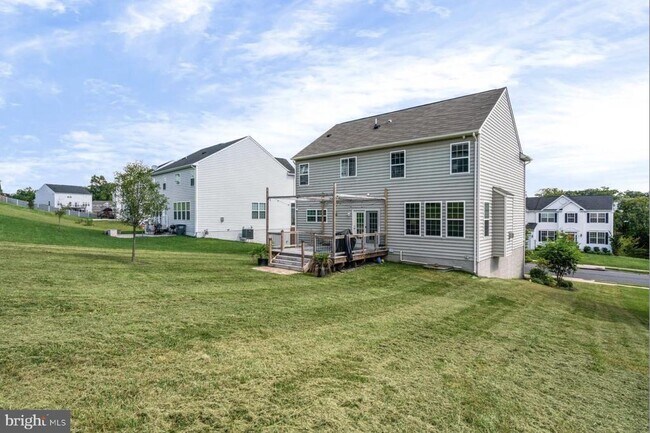 Building Photo - 3028 Landing Eagle Ct