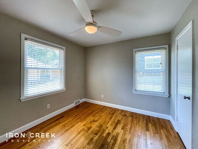 Building Photo - 21 Brevard Rd