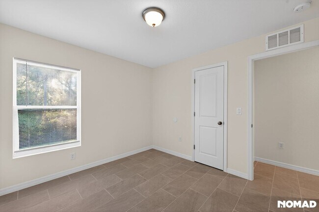 Building Photo - 18118 Sullivan Ave