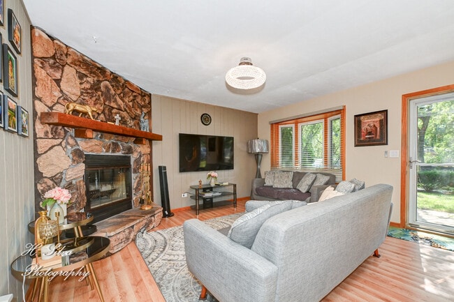 Building Photo - 117 Marryat Pl