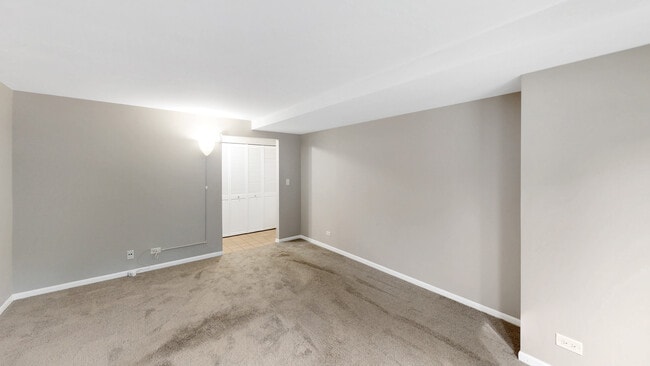 Building Photo - 6412 Fremont Dr