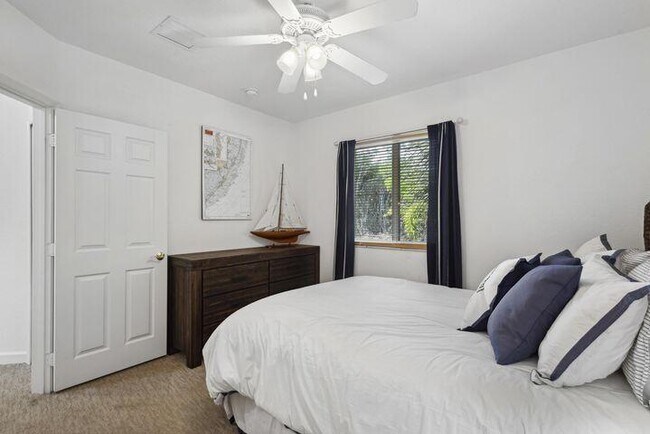 Building Photo - 1801 Coastal Bay Blvd