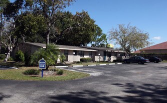 Building Photo - Ranchside