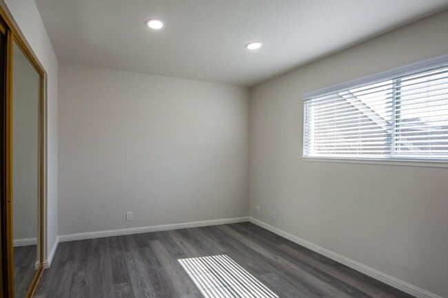 Building Photo - 1116 Lord Nelson Ln