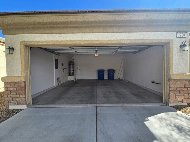 Building Photo - A Fabulous 3 Bedroom Home in Sun City Aliante 55+ Community