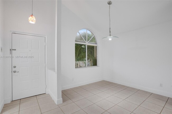 Building Photo - 15770 SW 106th Terrace