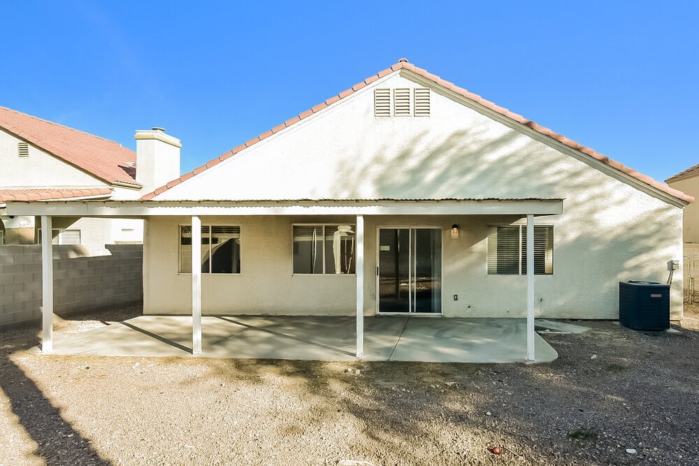 Building Photo - 6227 Eliza Ln