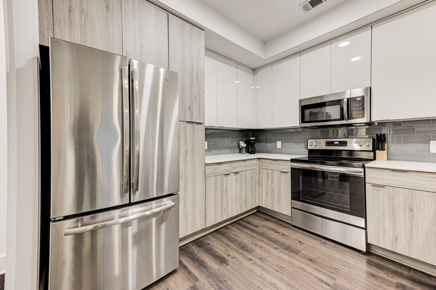 Building Photo - 1812 U.S. 19-SI ID1460735P