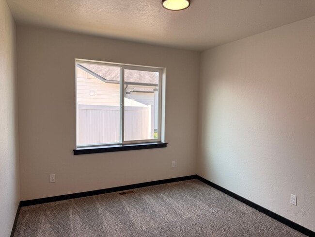 Building Photo - 6204 Ballantree Ln