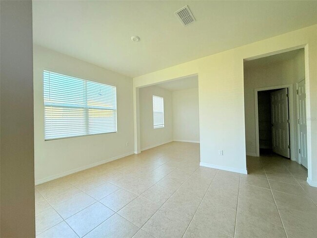 Building Photo - 1705 Felicity Ln