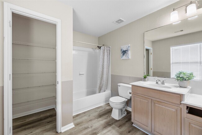Building Photo - 322 Remington Harbor Ct