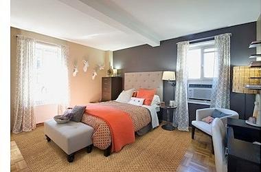 Building Photo - 526 E 20th St