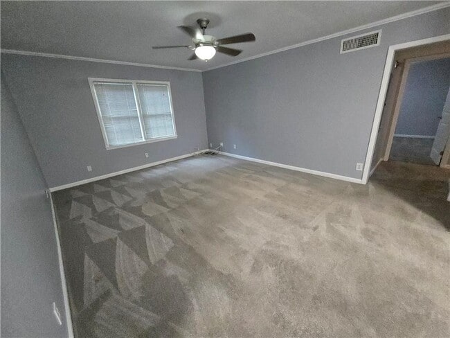 Building Photo - 60 Lamsden Ln NW