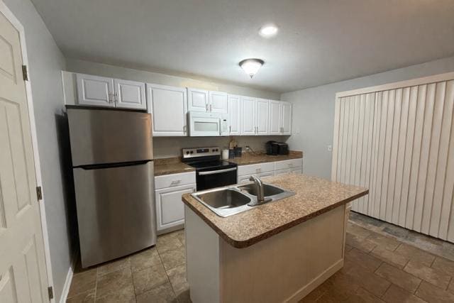 Building Photo - 1440 Prospect St