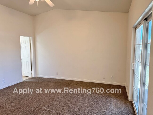 Building Photo - Spacious 3 Bed 2 Bath Home!