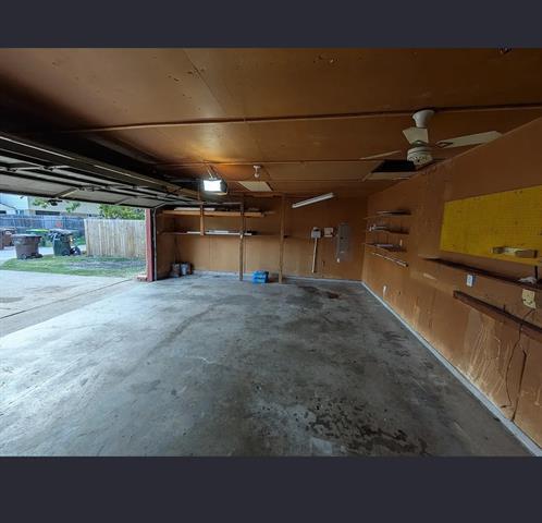 Building Photo - 2604 Peppertree Pl