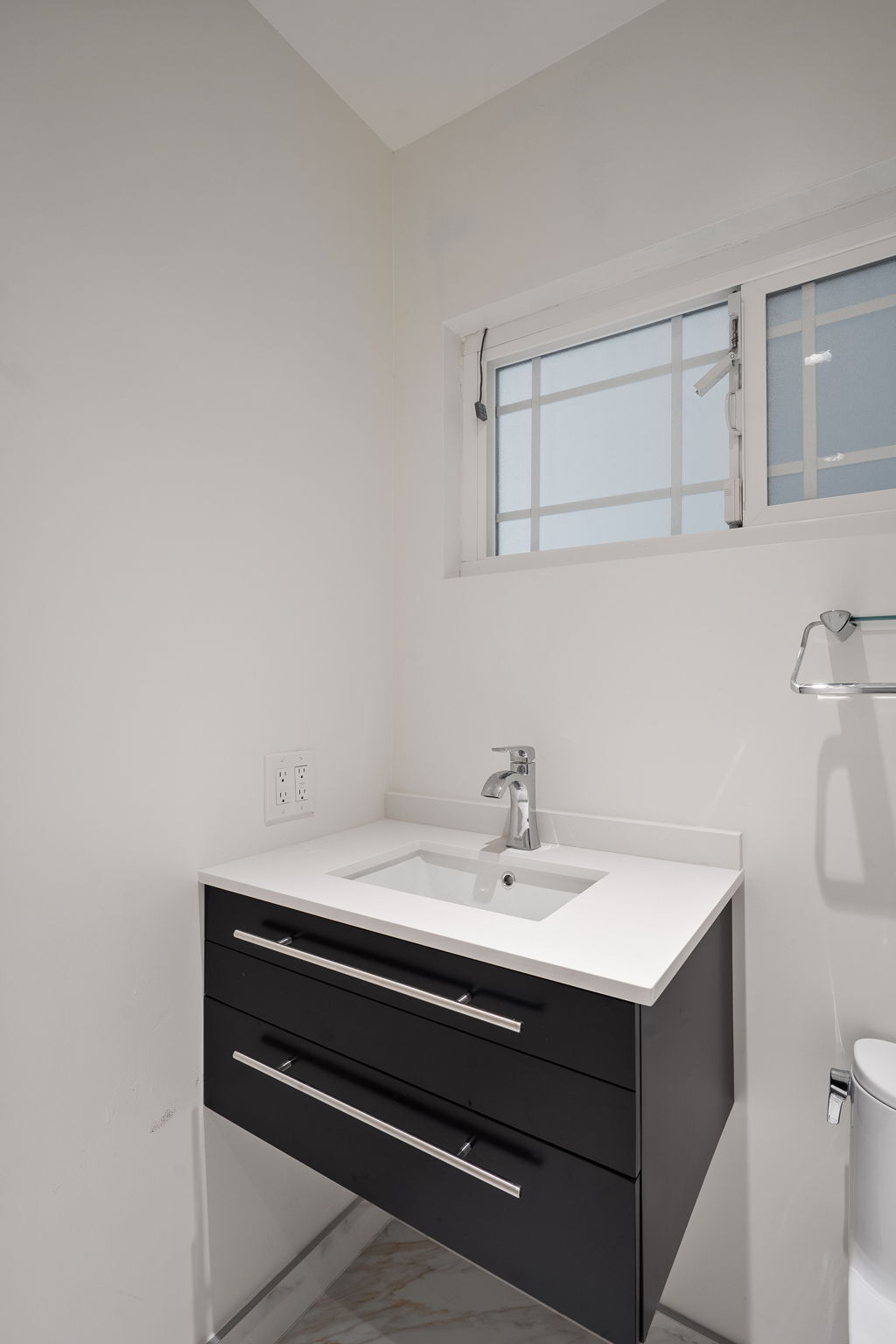 Building Photo - 1641 Tower Grove Dr