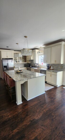 Building Photo - 408 Charlesgate Ct