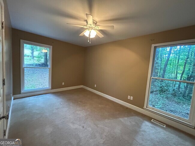 Building Photo - 308 Wynterhall Dr